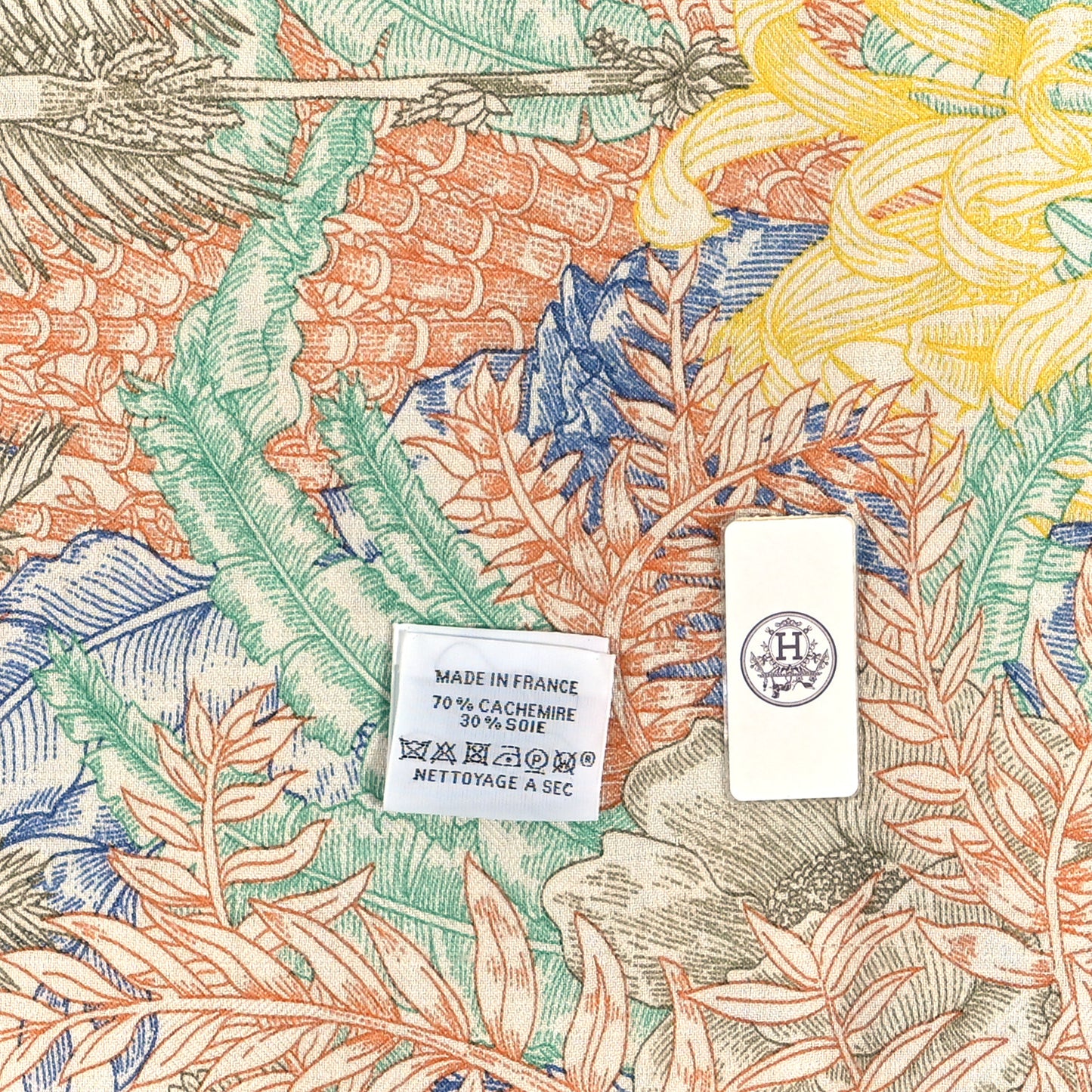 Cashmere Silk Faubourg Tropical Shawl 140 White Bleu Abricot