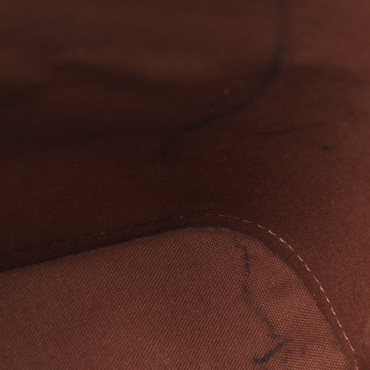 Louis Vuitton Monogram Alma PM 9 of 27