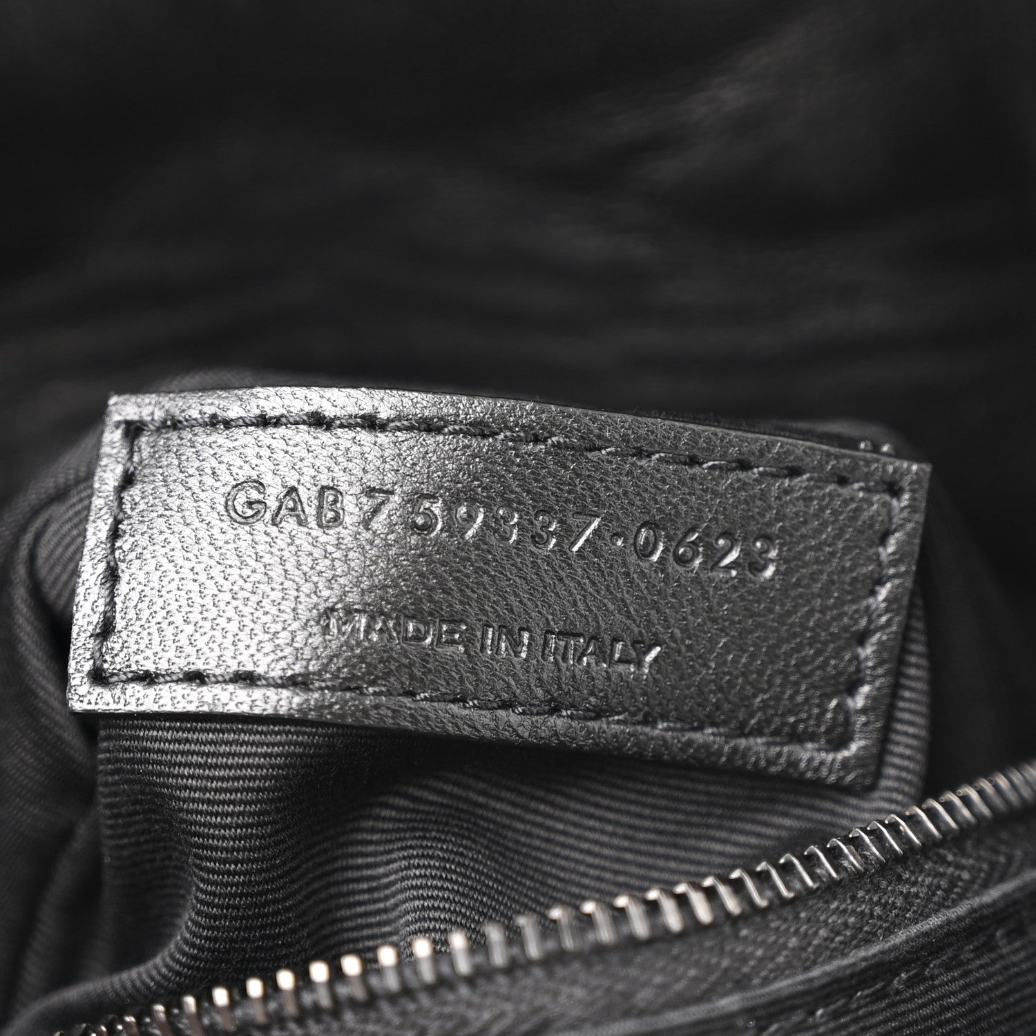 Saint Laurent Lambskin Quilted Toy Loulou Puffer Monogram Monochrome Chain Satchel Black 7 of 11