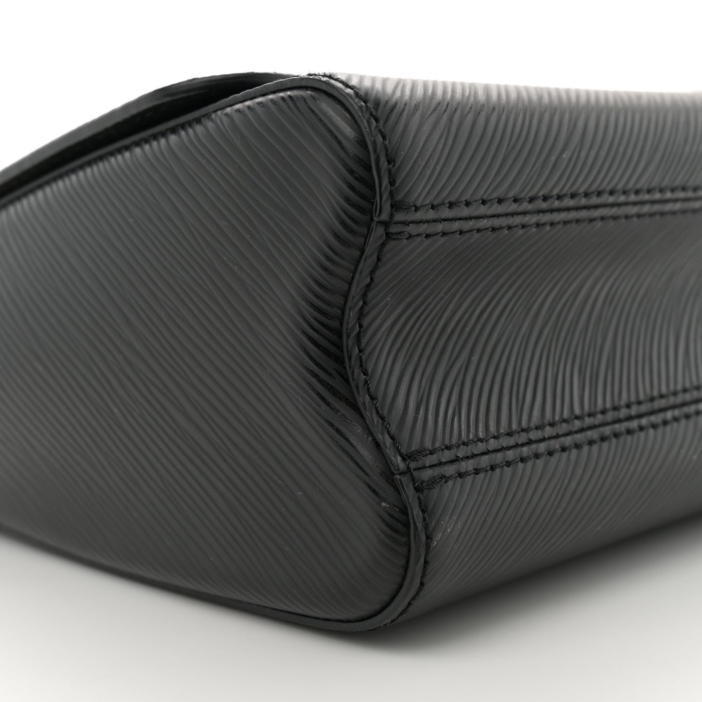 Epi Twist Shoulder Bag MM Black