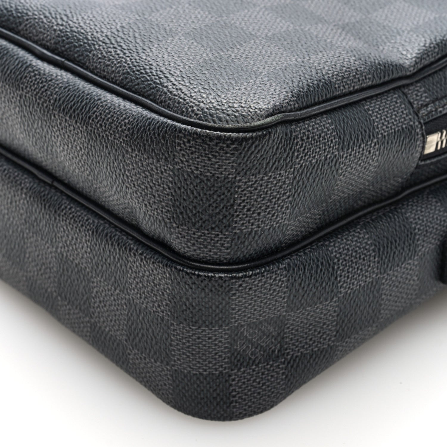 Louis Vuitton Damier Graphite Rem Bag 9 of 9