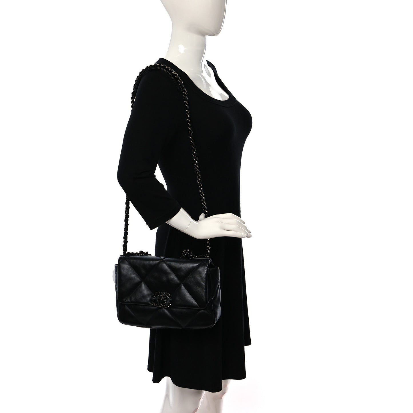 Lambskin Quilted Medium Chanel 19 Flap So Black