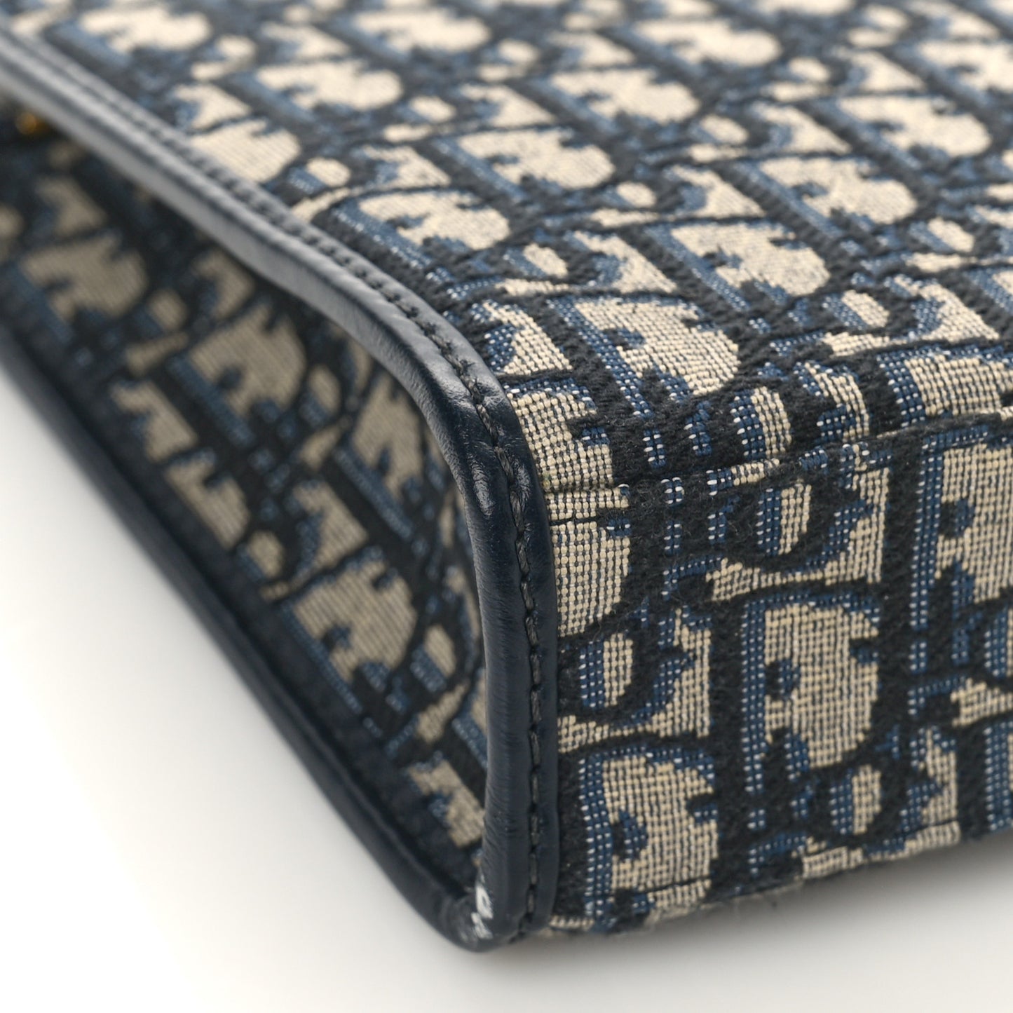 Oblique 30 Montaigne Pouch Blue