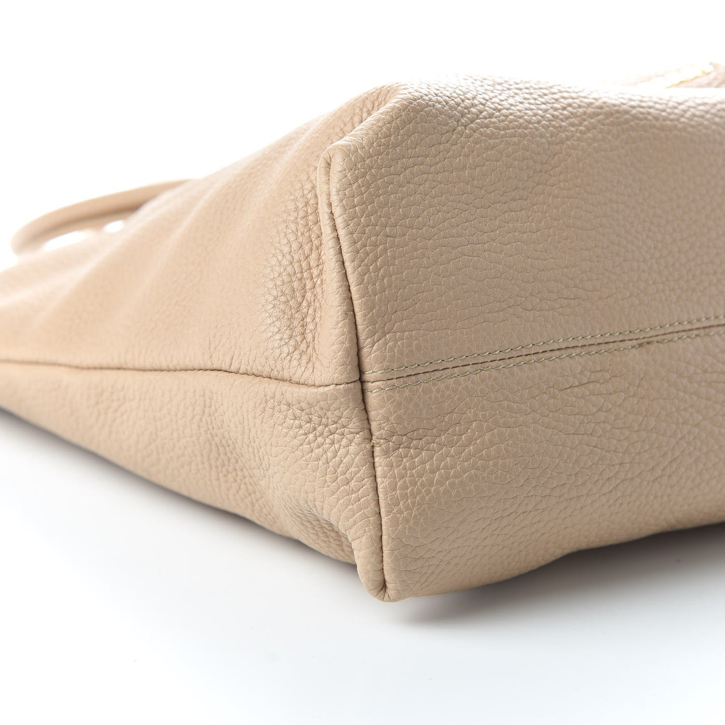 London Grainy Calfskin Medium Baynard Tote Nude