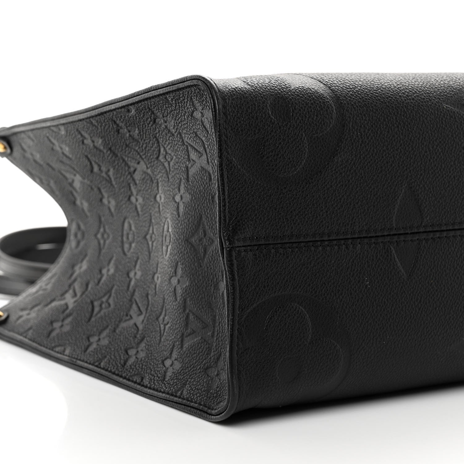 Louis Vuitton Empreinte Monogram Giant Onthego MM Black 8 of 9