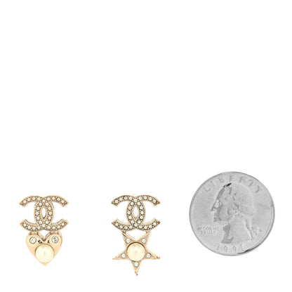 Chanel Crystal Pearl Charming Winter CC Star Heart Earrings Gold 2 of 4