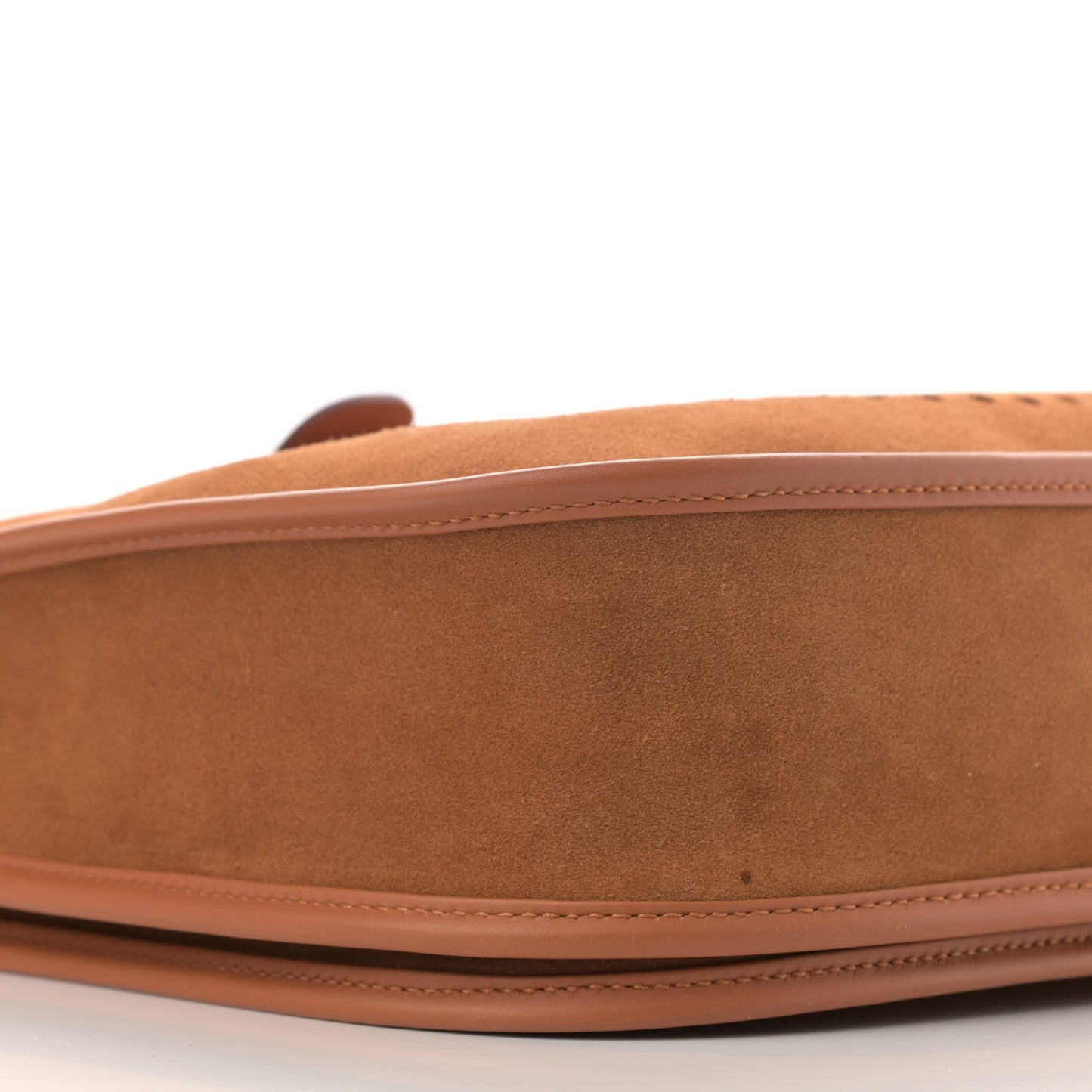Grizzly Calfskin Swift Evelyne III PM Chamois Gold