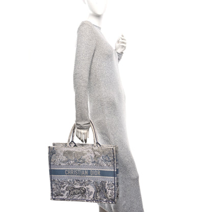Christian Dior Gradient Canvas Embroidered Large Dioriviera Toile De Jouy Book Tote Blue 2 of 11