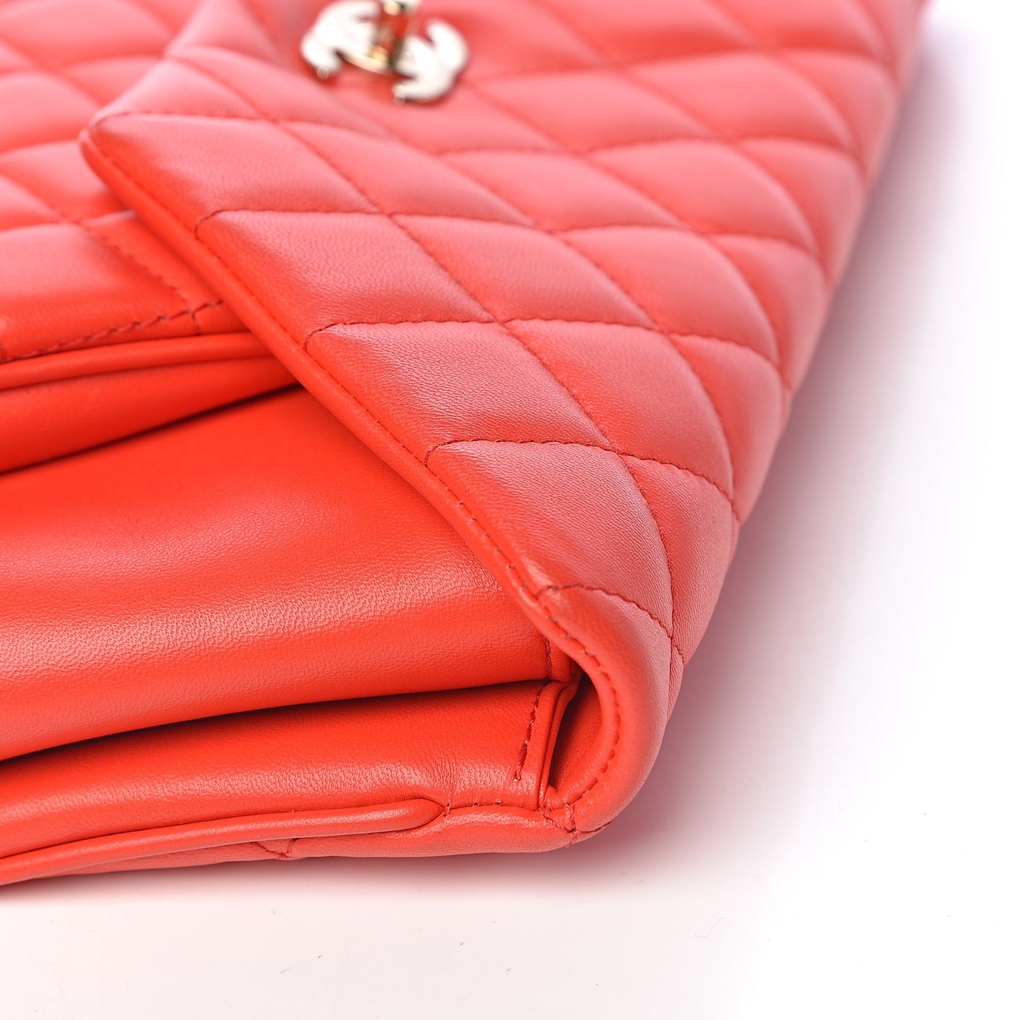 Lambskin Quilted Flap Clutch Red