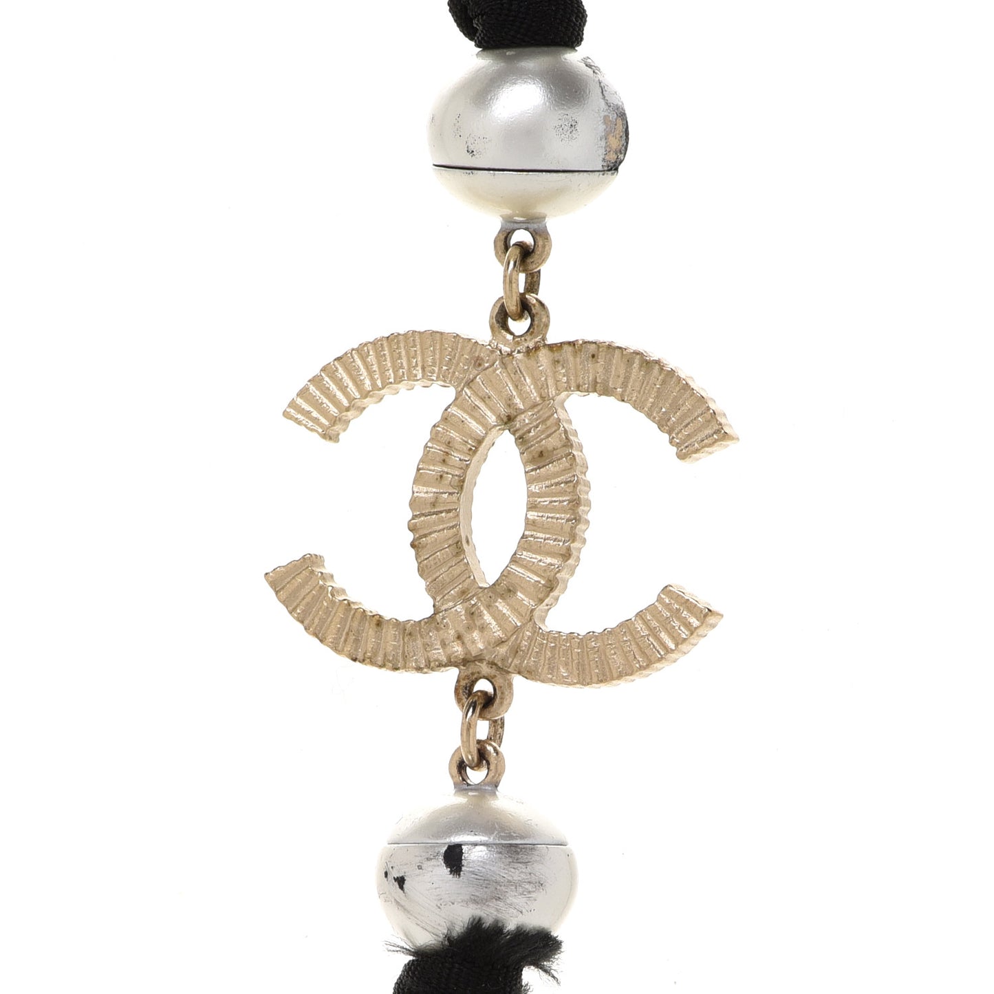 Pearl Grosgrain CC Long Necklace Gold