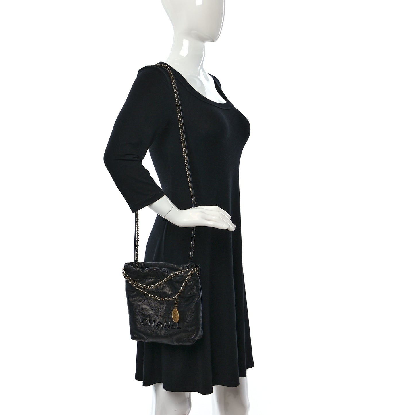 Shiny Caviar Quilted Monochrome Mini Chanel 22 Black