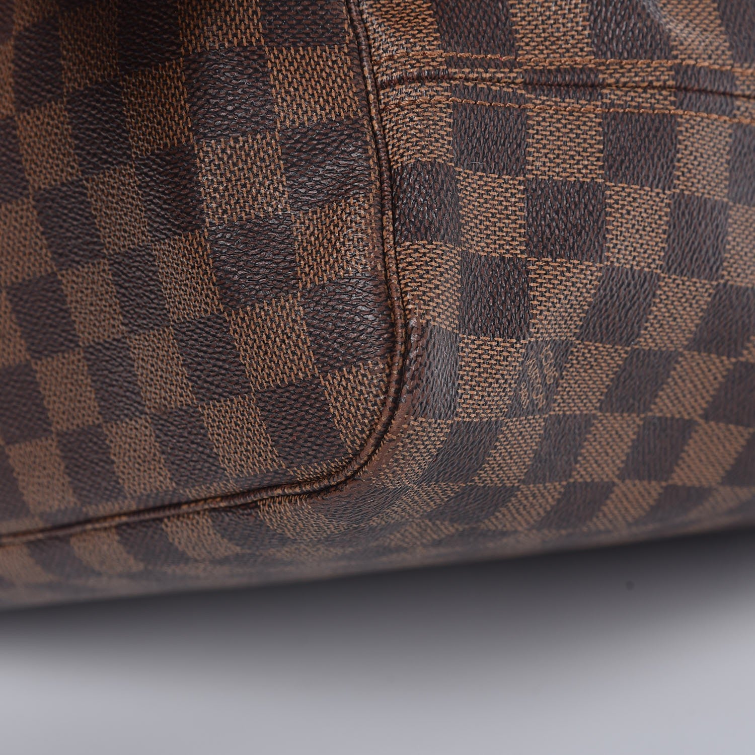 Louis Vuitton Damier Ebene Neverfull MM 25 of 25
