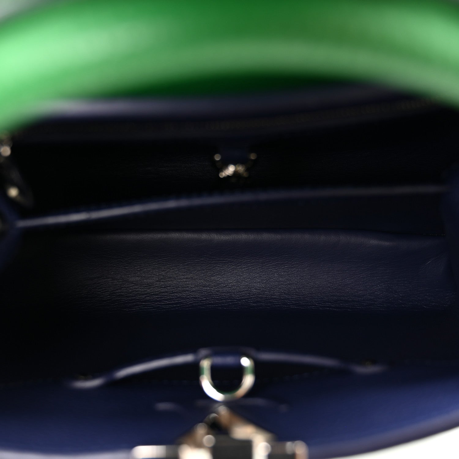 Louis Vuitton Taurillon Capucines BB Bamboo Indigo 5 of 9