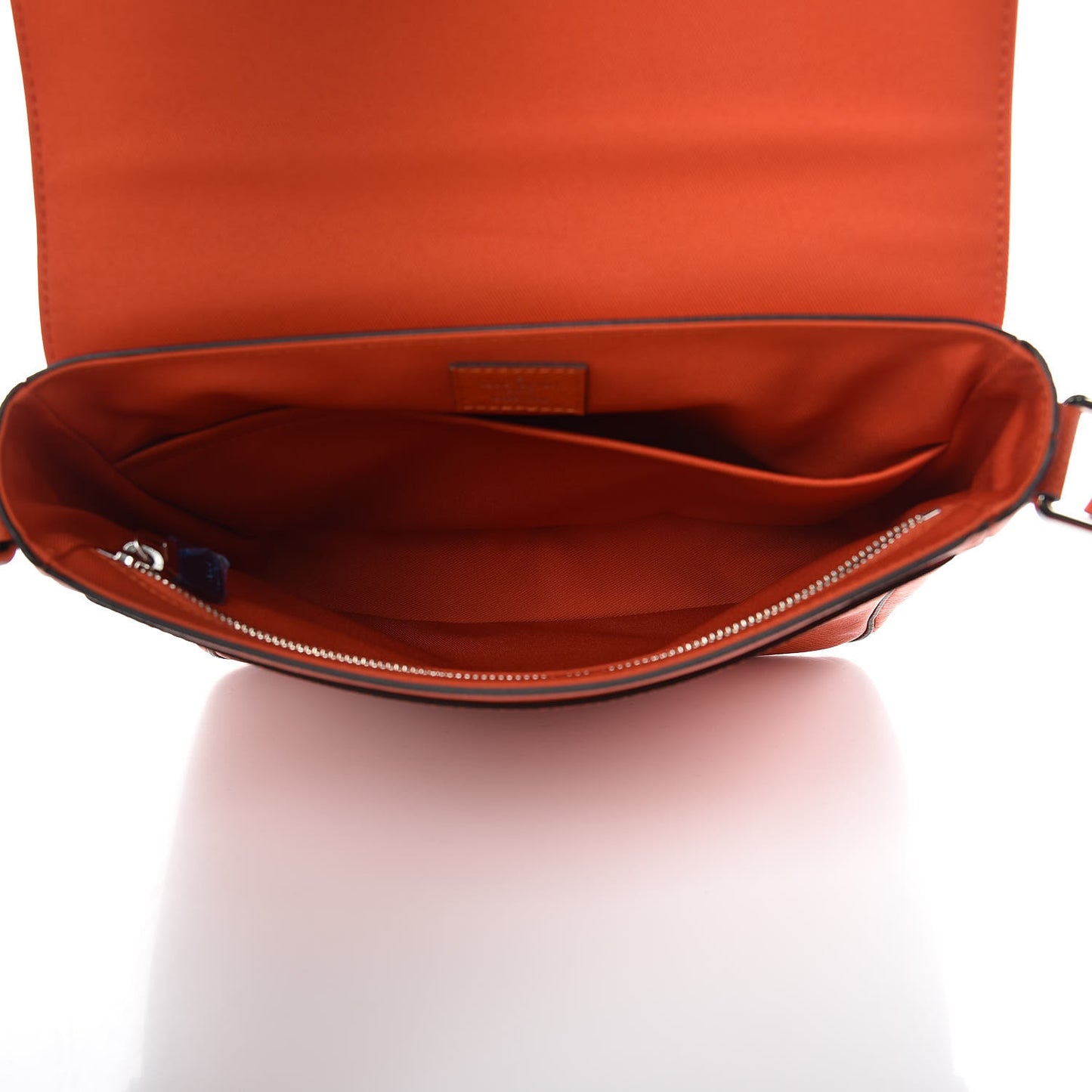Taiga Roman PM Messenger Ambre