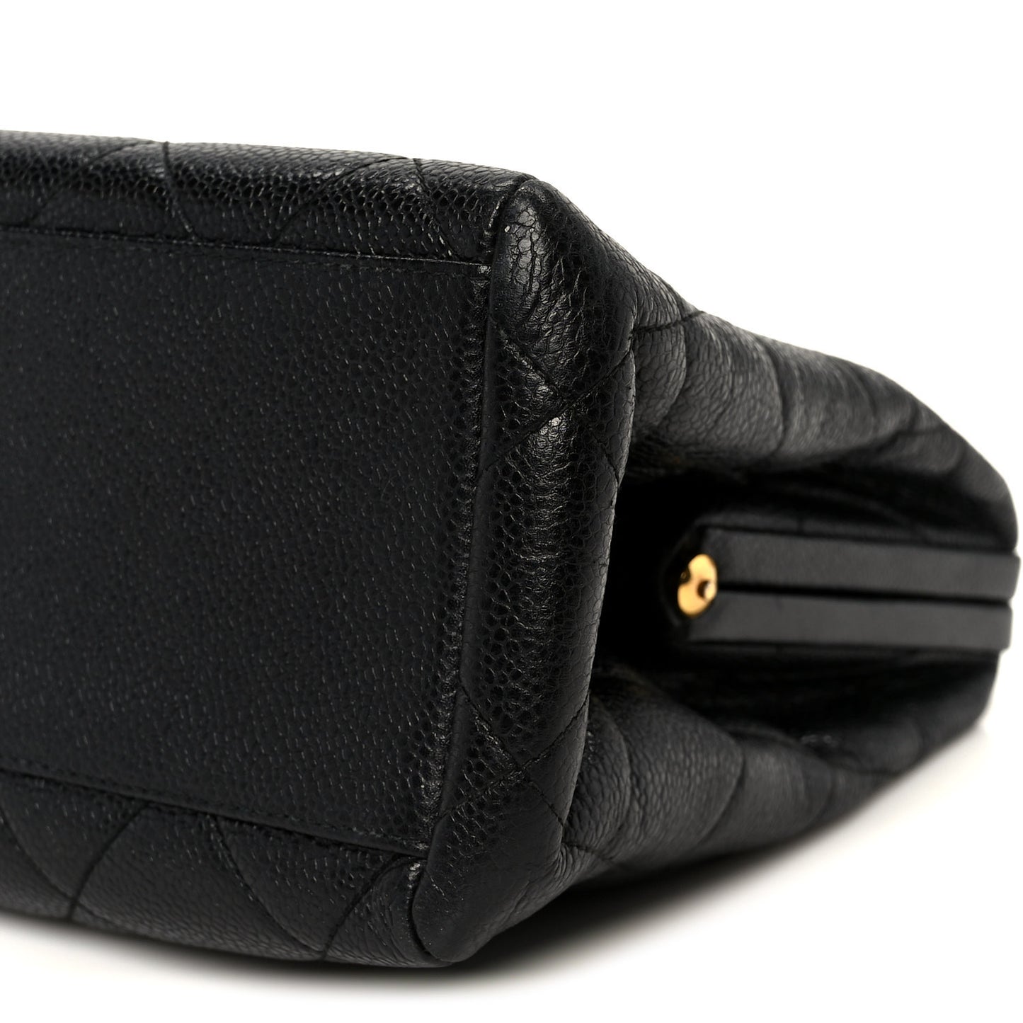 Caviar Quilted Kisslock Shoulder Bag Black