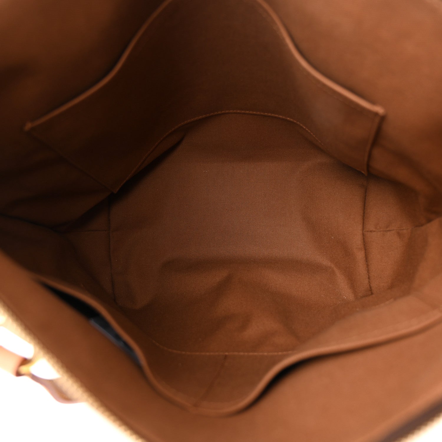 Louis Vuitton Monogram Totally MM 5 of 10