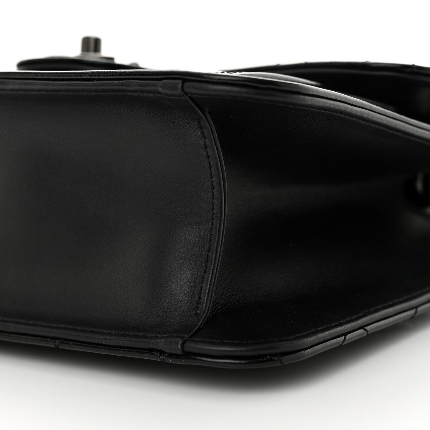 Shiny Crumpled Calfskin Quilted Large Double You Flap So Black