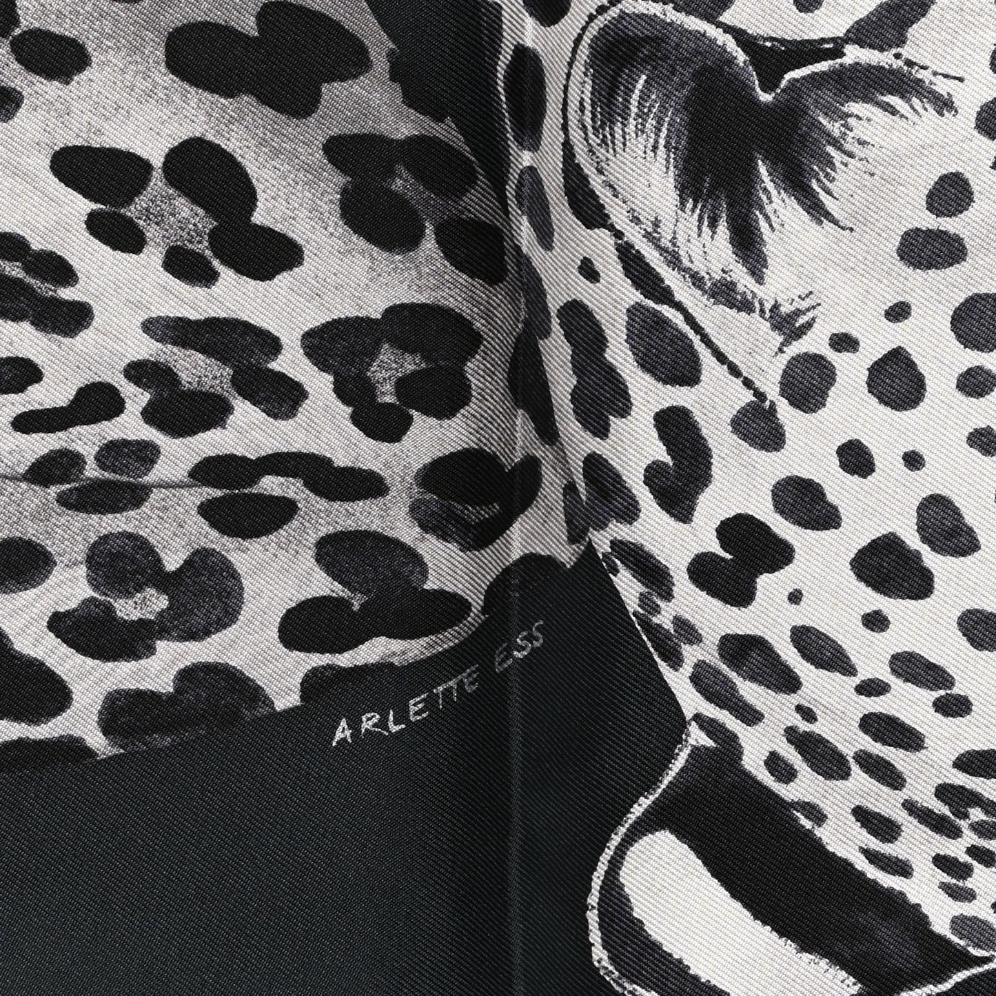 Silk Twill Lazy Leopardesses Scarf 90 Vert Black Gris