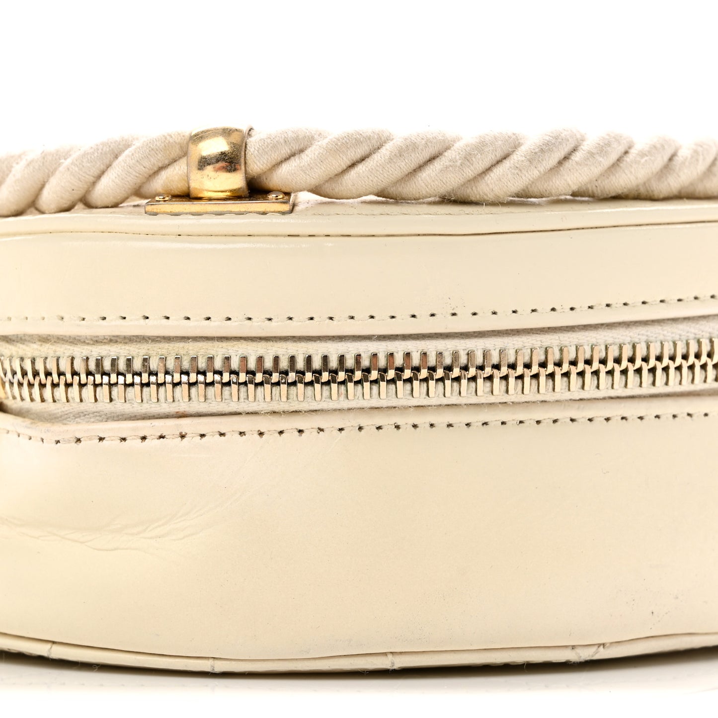 Crumpled Calfskin Cotton Small En Vogue Round Bag White