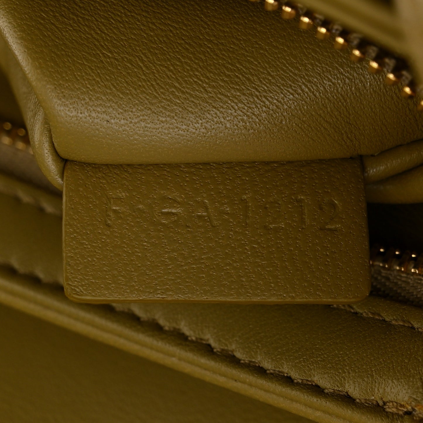 Shiny Calfskin Teen Triomphe Olive