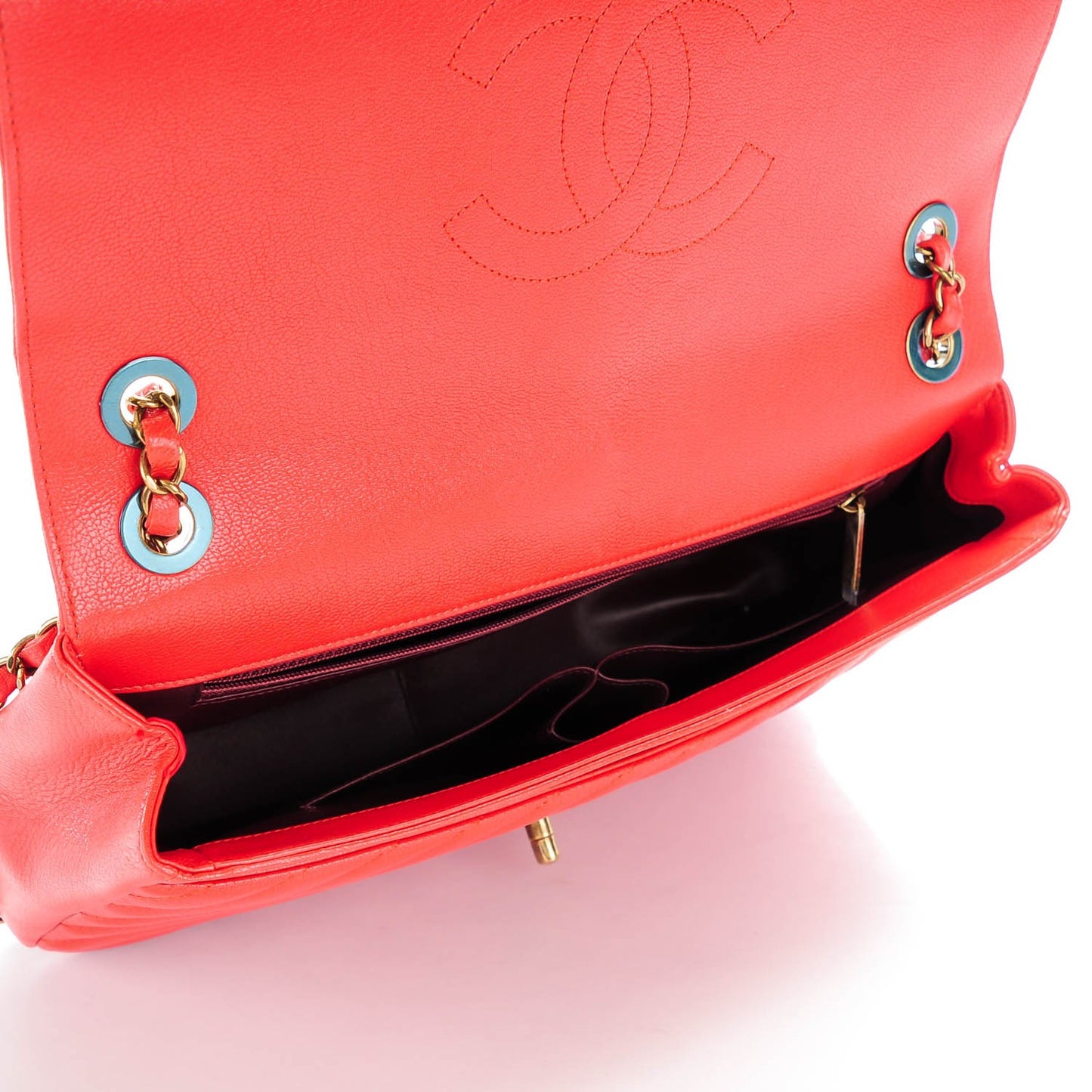 Shiny Goatskin Diagonal Quilted Medium Flap Red