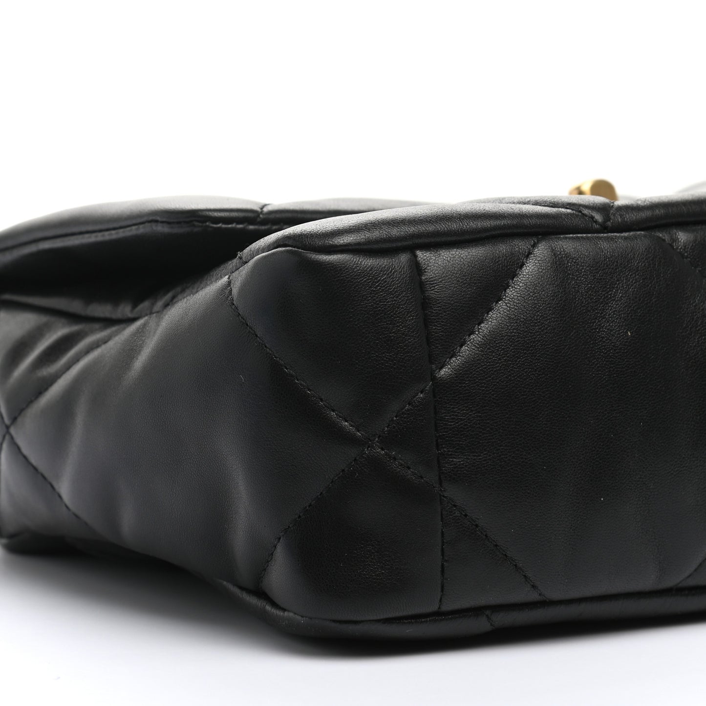 Lambskin Quilted Medium Chanel 19 Flap Black