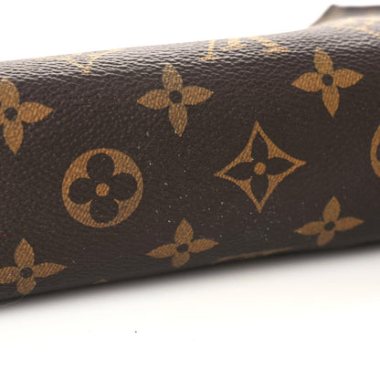 Louis Vuitton Monogram Toiletry Pouch 19 10 of 26