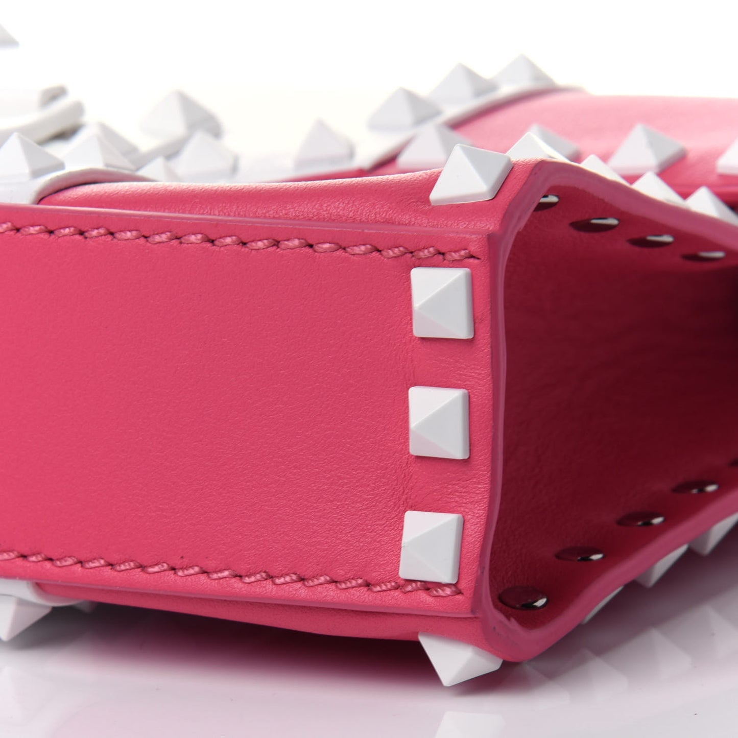 Vitello Colorblock Medium Free Rockstud Flip Lock Crossbody Bag Shadow Pink Optic White