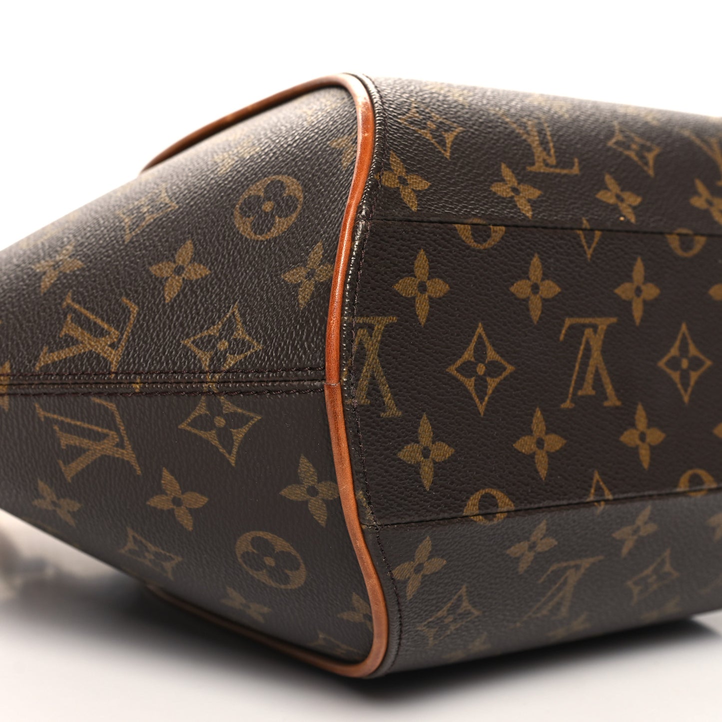 Monogram Ellipse MM