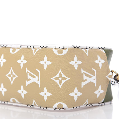 Louis Vuitton Monogram Giant Beach Pouch Kaki 7 of 9