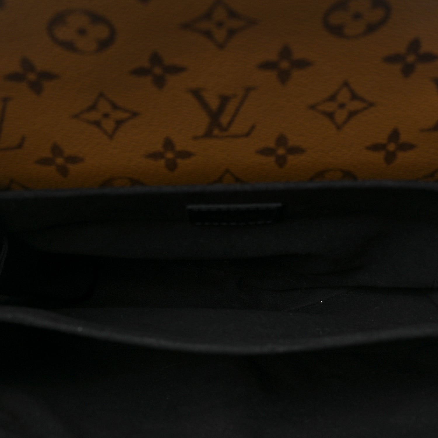 Louis Vuitton Reverse Monogram Pochette Metis 5 of 7