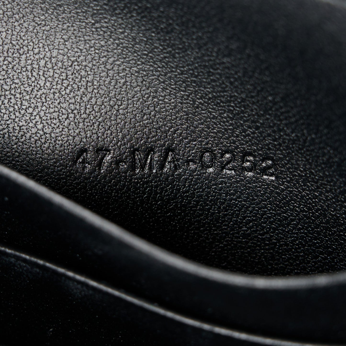 Calfskin Macrocannage Diamond Caro Zipped Pouch With Chain Black