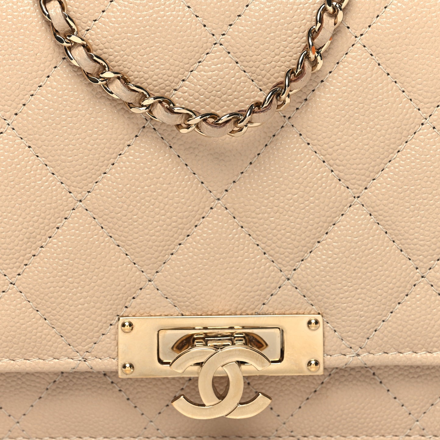 Caviar Quilted Golden Class Wallet On Chain WOC Light Beige