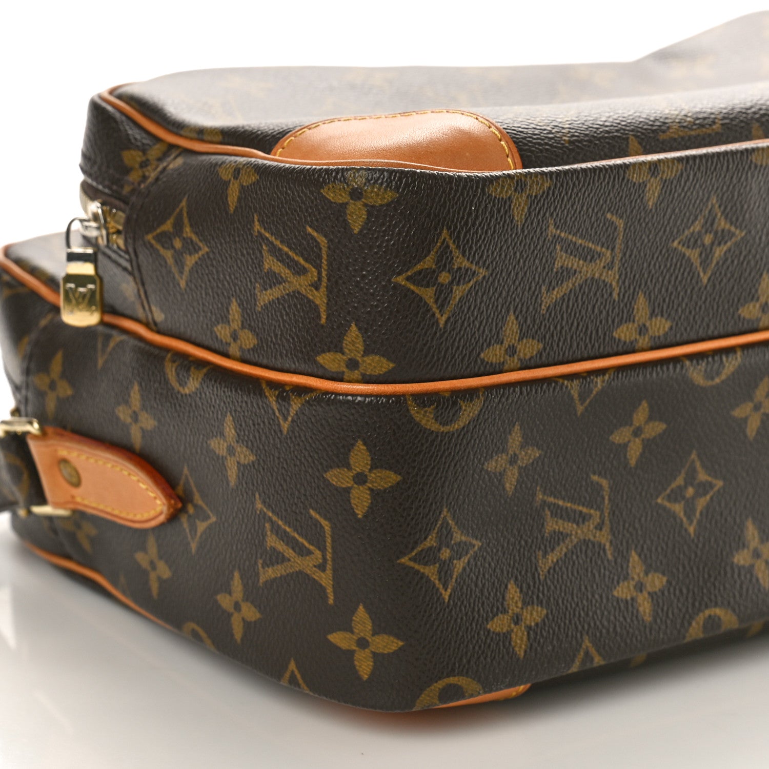 Louis Vuitton Monogram Nil 28 8 of 9