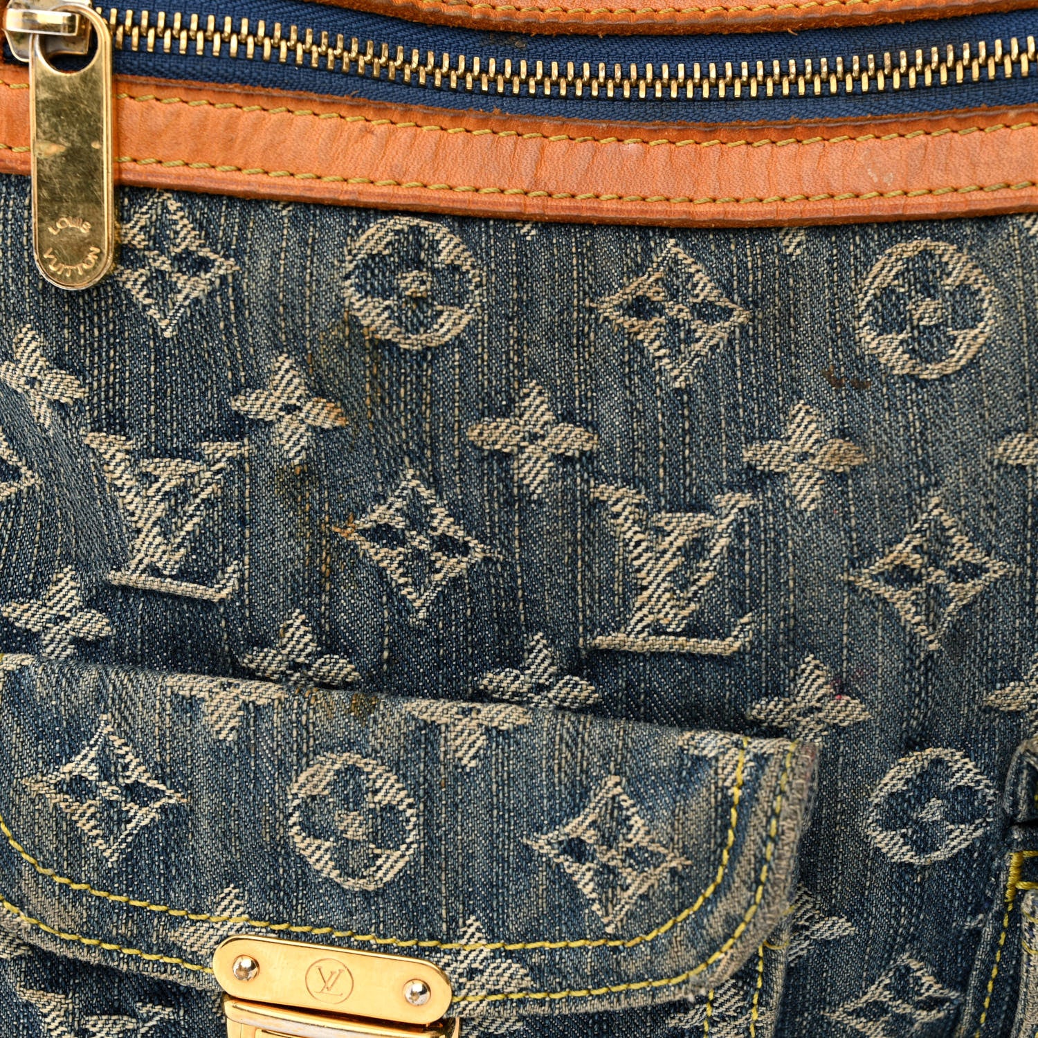 Louis Vuitton Denim Baggy GM Blue 18 of 20