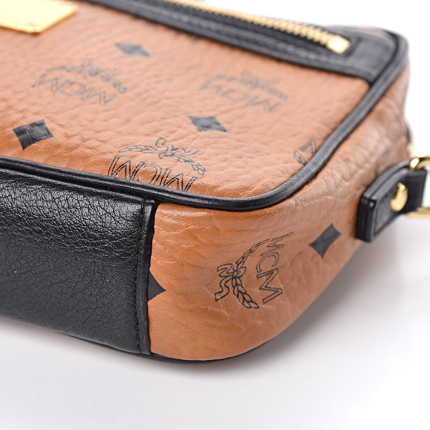 Visetos Small Crossbody Bag Cognac Black