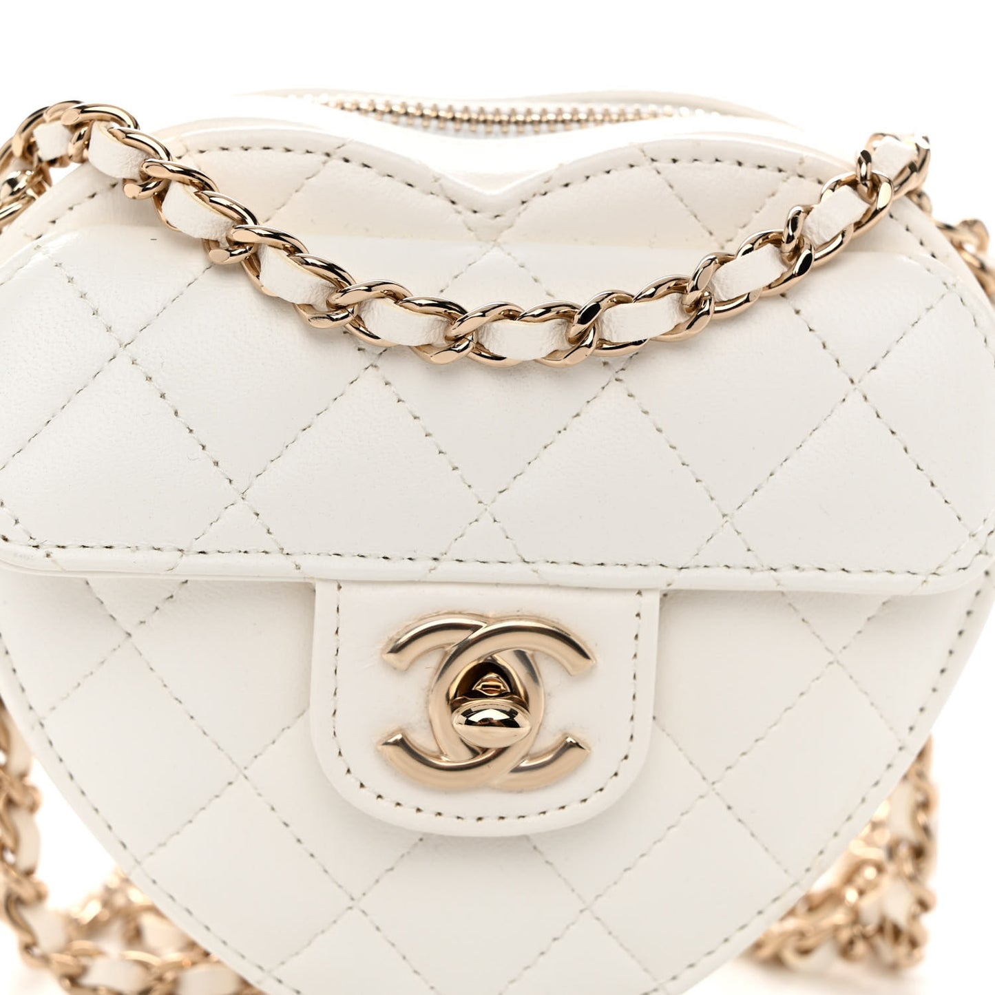 Lambskin Quilted CC In Love Heart Clutch With Chain White