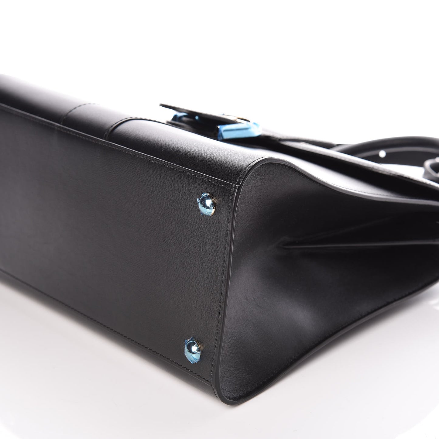 Box Calfskin MM Brillant Satchel Black