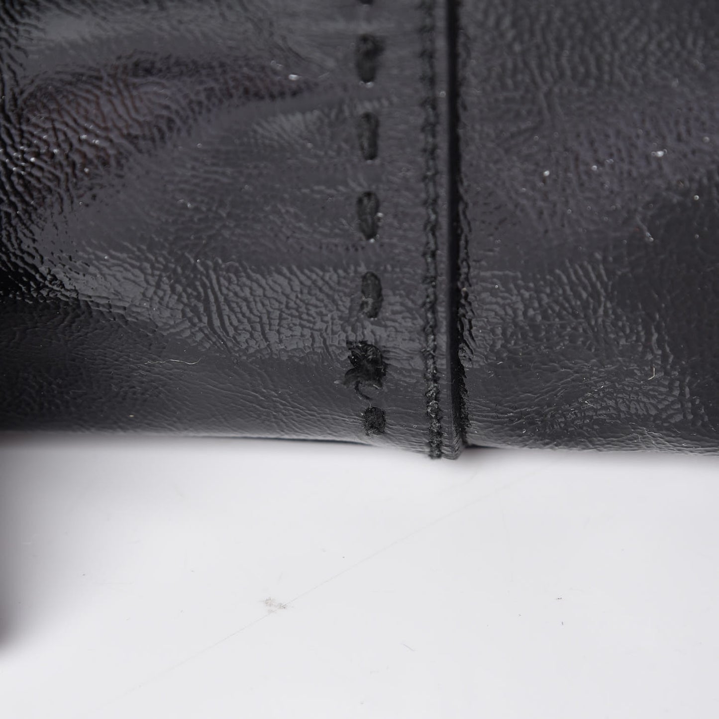 Textured Patent Calfskin Medium Muse Black