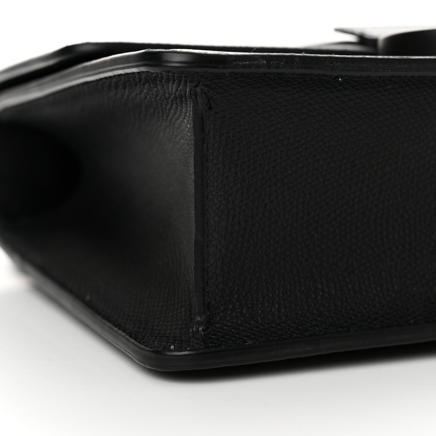 30 Montaigne Flap Bag Black