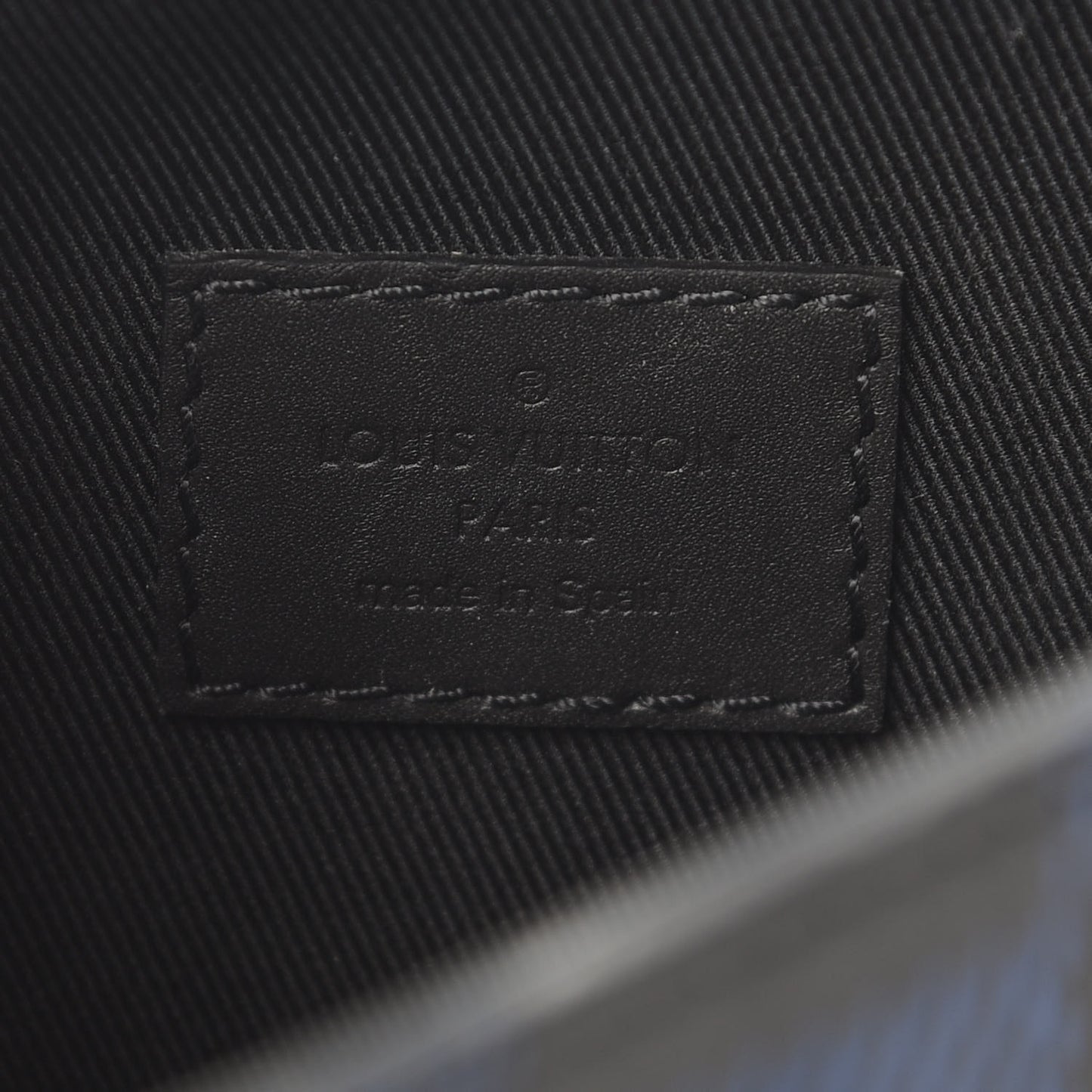 Damier Graphite 3D Studio Messenger Navy