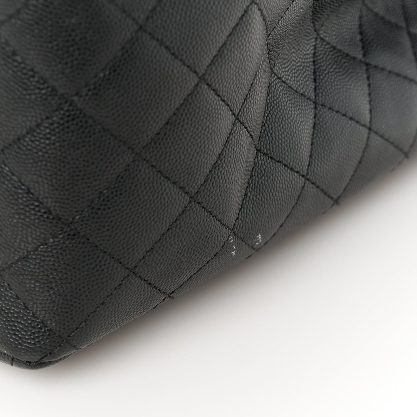 Caviar Quilted Pocket Large Tote Black