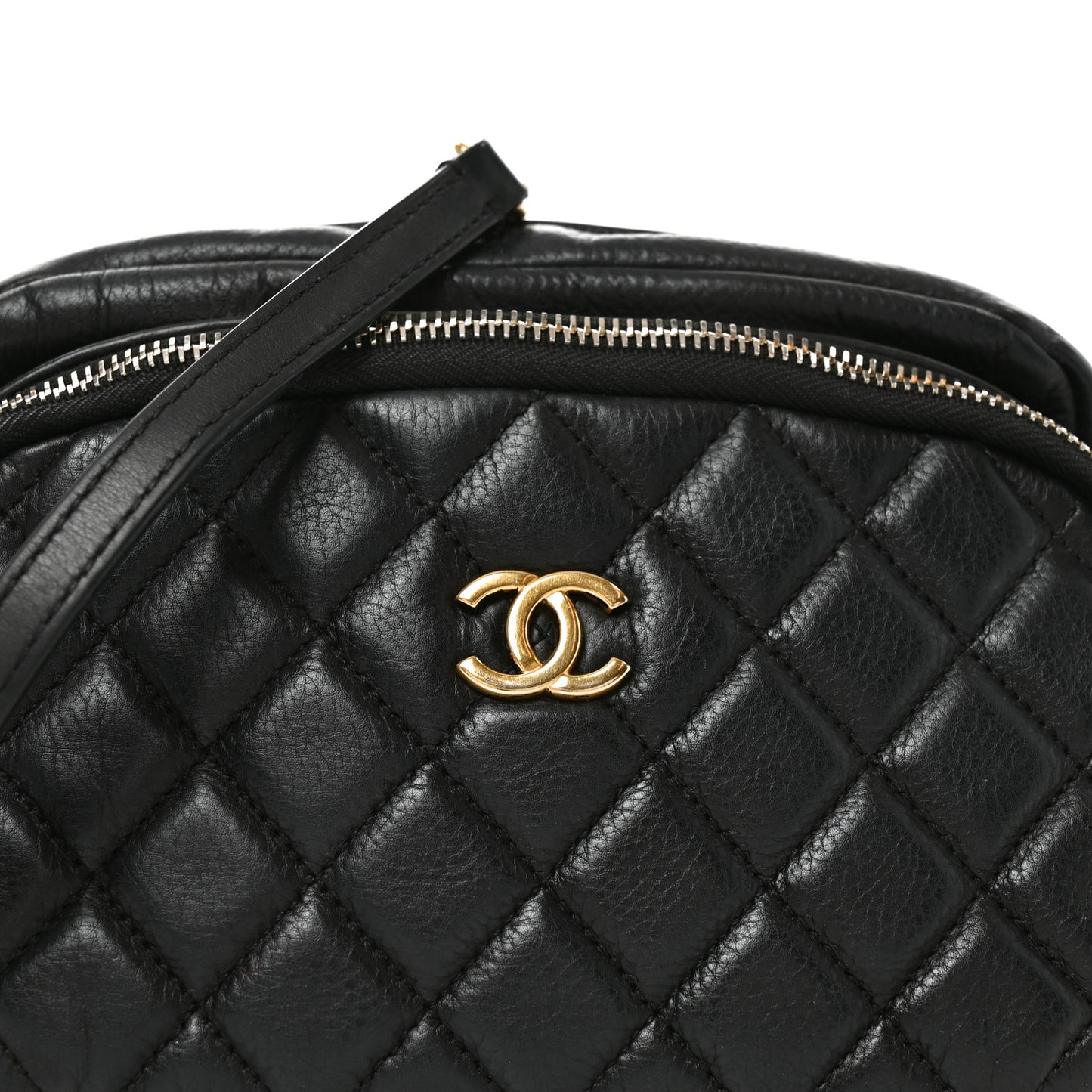 Calfskin Quilted Day Trips Camera Case Black