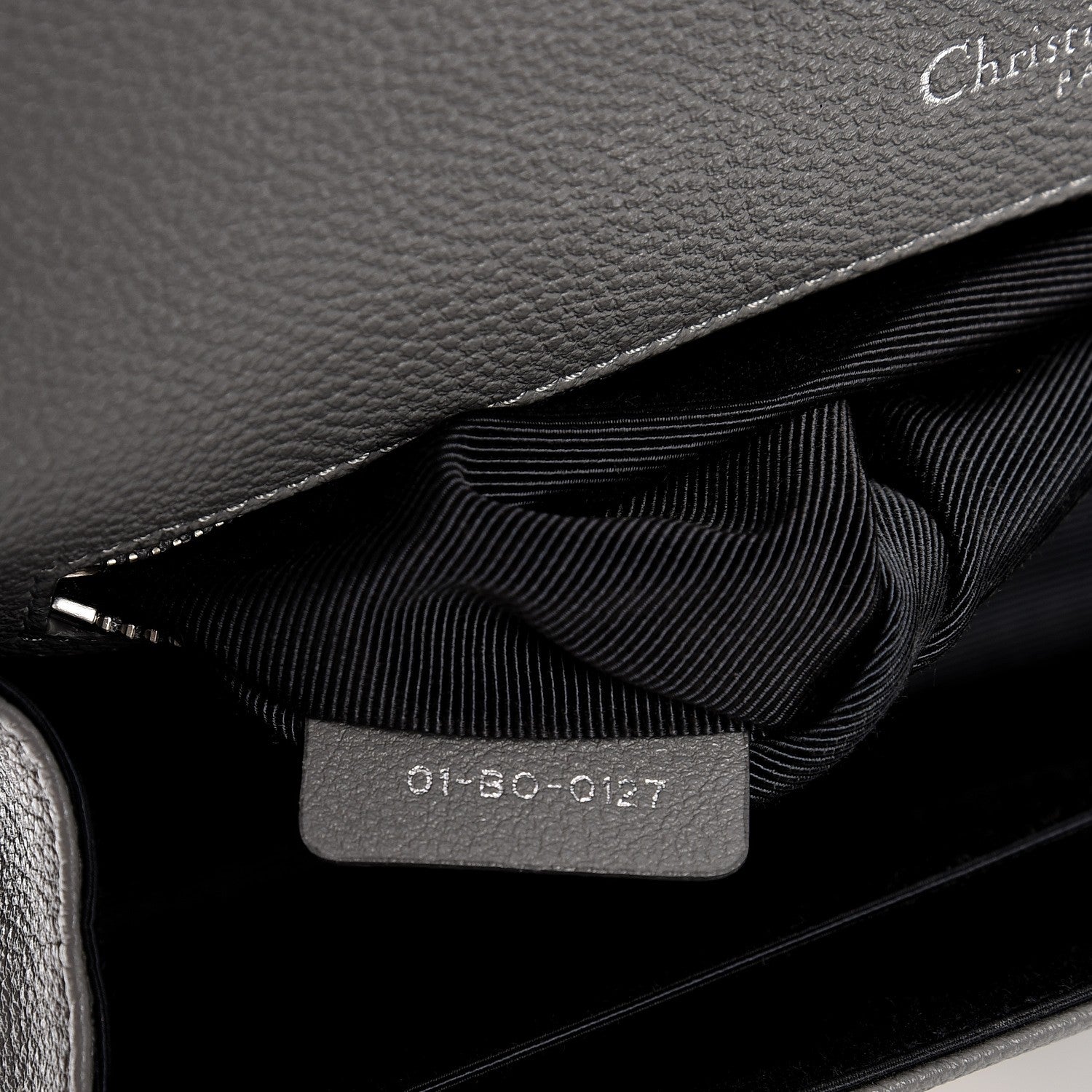 Christian Dior Grained Calfskin Medium Diorama Flap Bag Gris 8 of 9