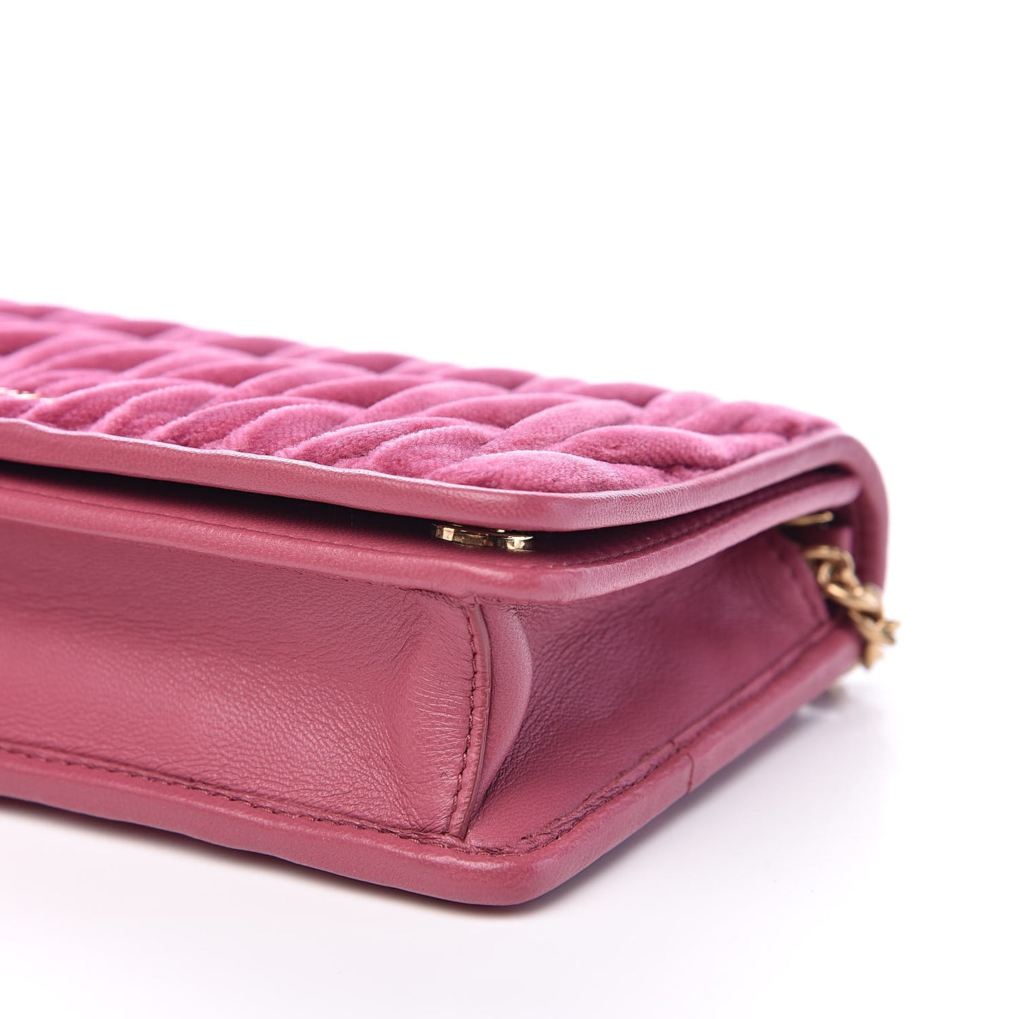 Nappa Velvet Matelasse Wallet On Chain Bruyere