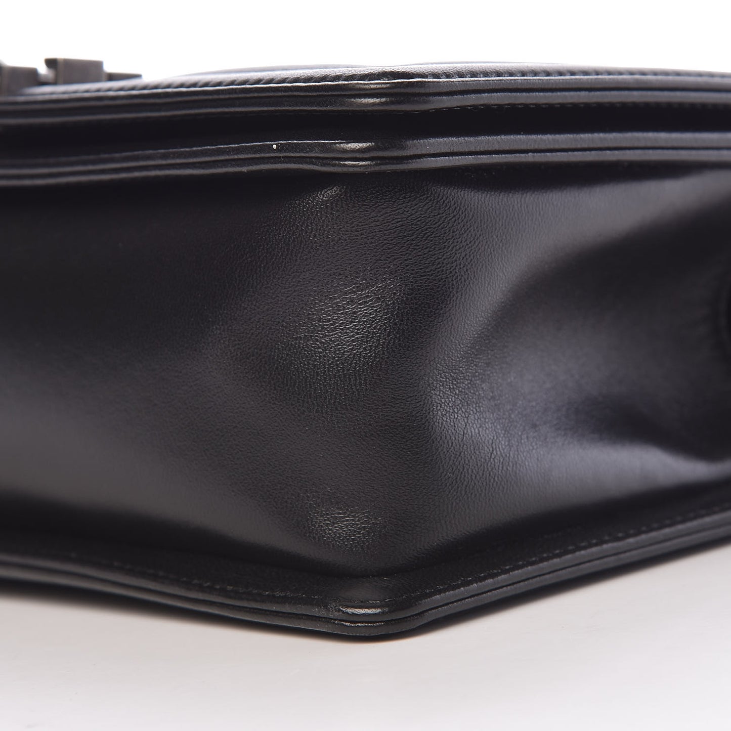 Lambskin Quilted Medium Boy Flap Black