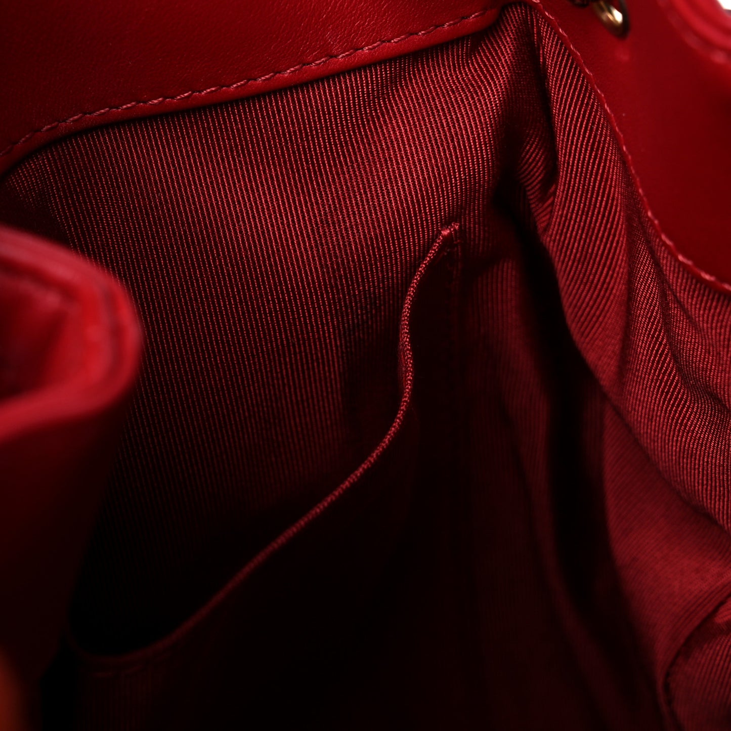 Lambskin Quilted Chain Drawstring Bag Red
