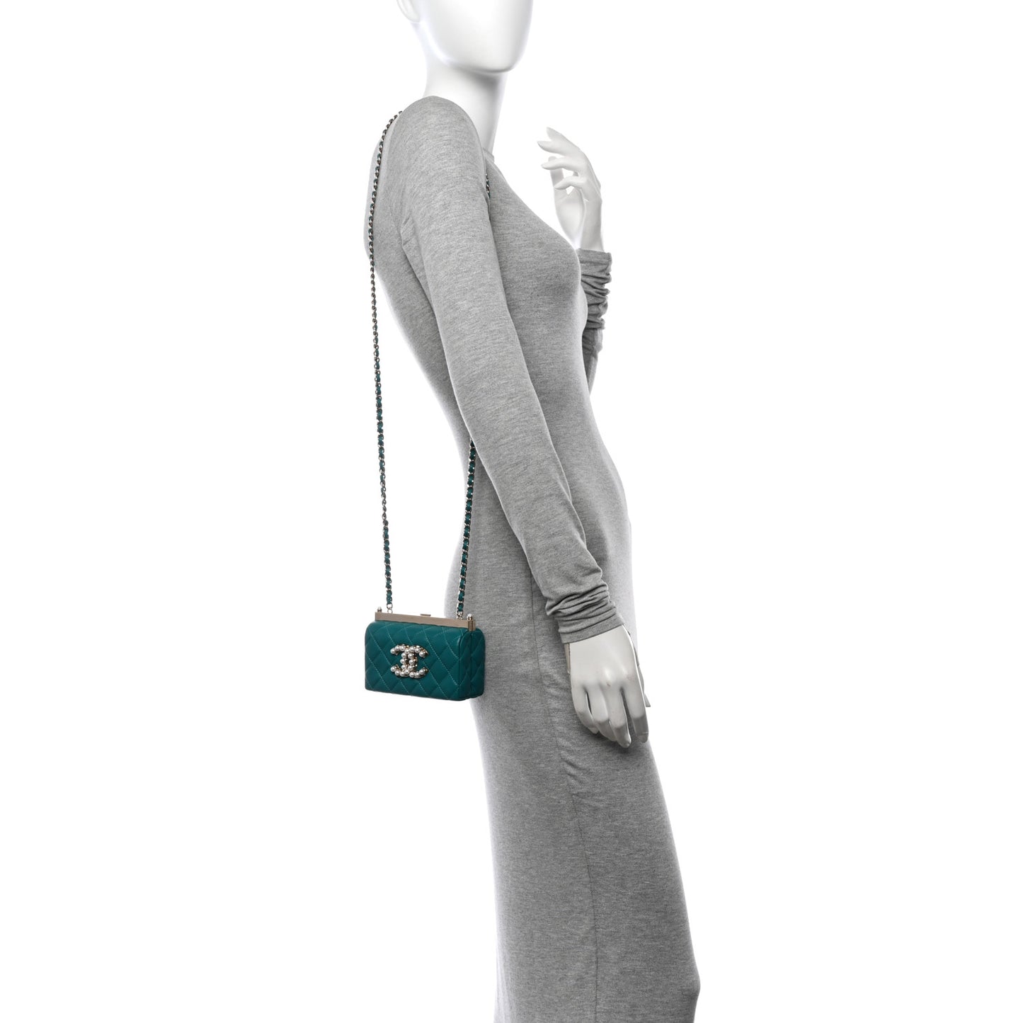 Lambskin Quilted Pearl CC Vanity Case Turquoise
