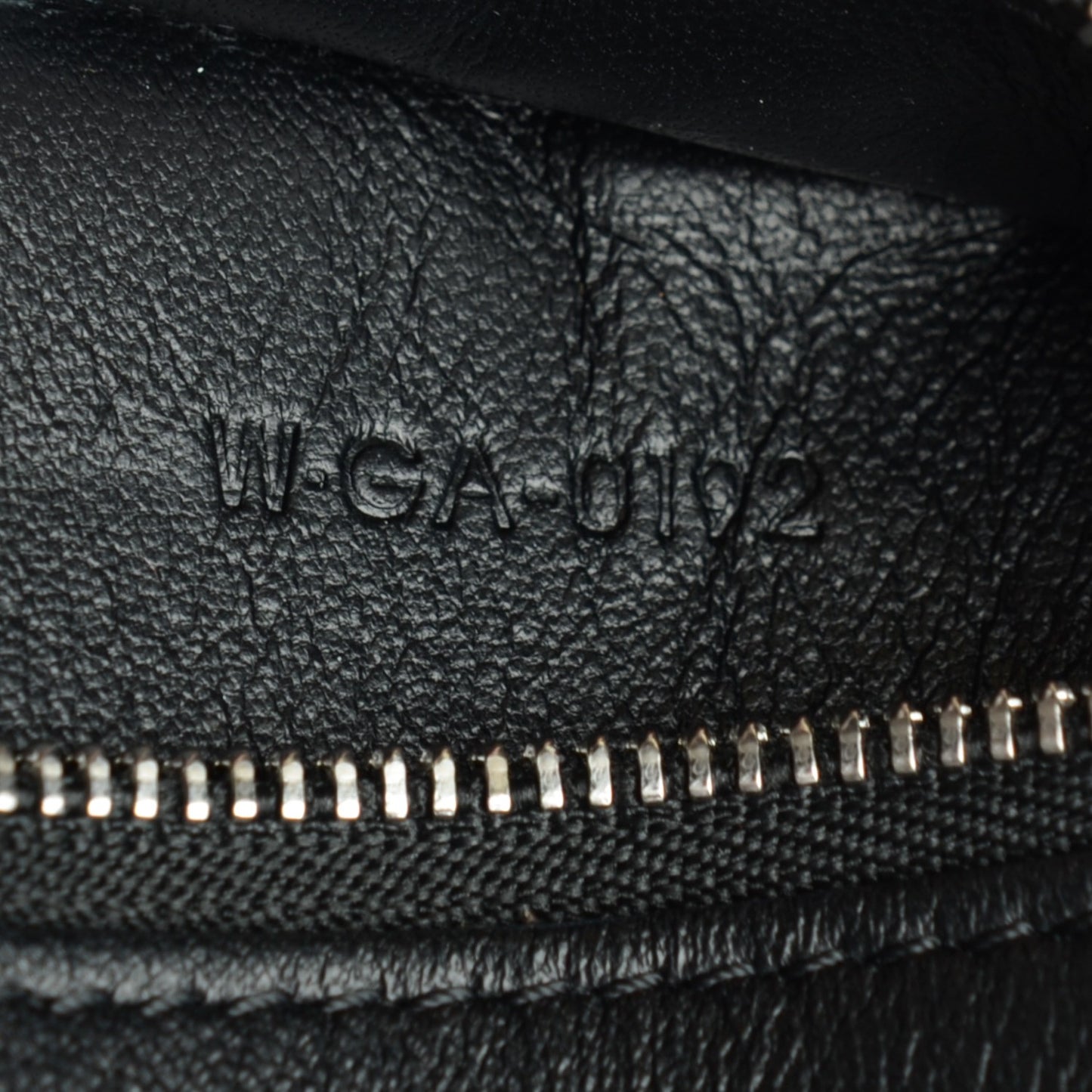 Lambskin Large Vertical Gusset Cabas Black