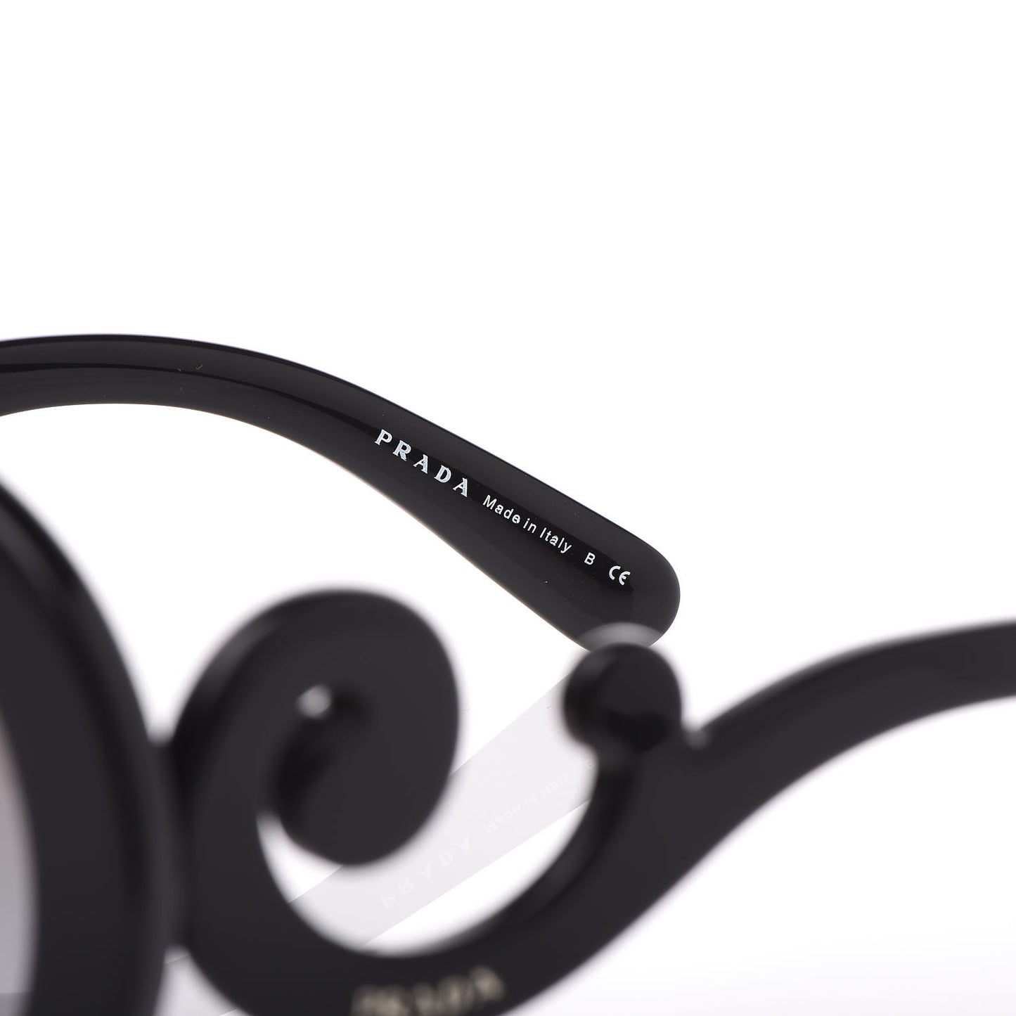 Baroque Sunglasses SPR 27N Black